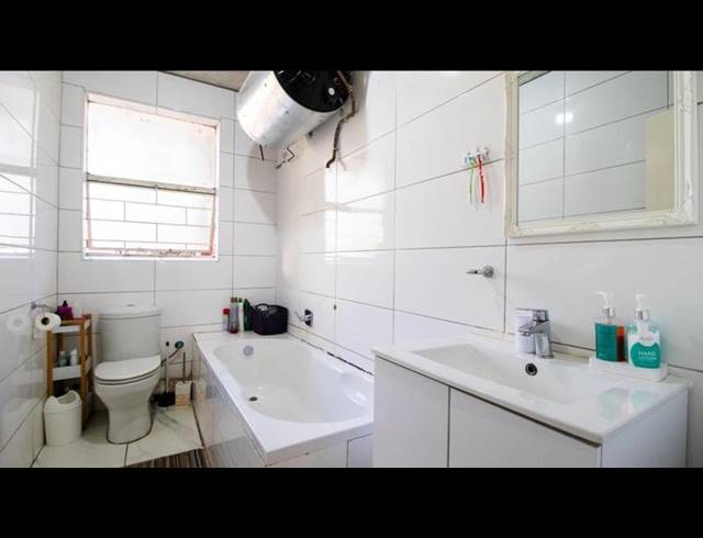 2 BEDROOM APARTMENT FOR SALE IN EDLEEN